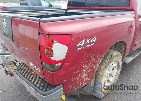 2004 Nissan Titan Le z USA, uszkodzony, nr VIN 1N6AA07B54N509046